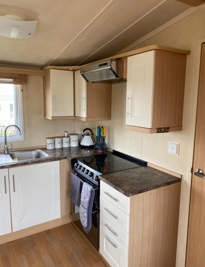 Cosy Caravan Kingston upon Hull Exterior photo